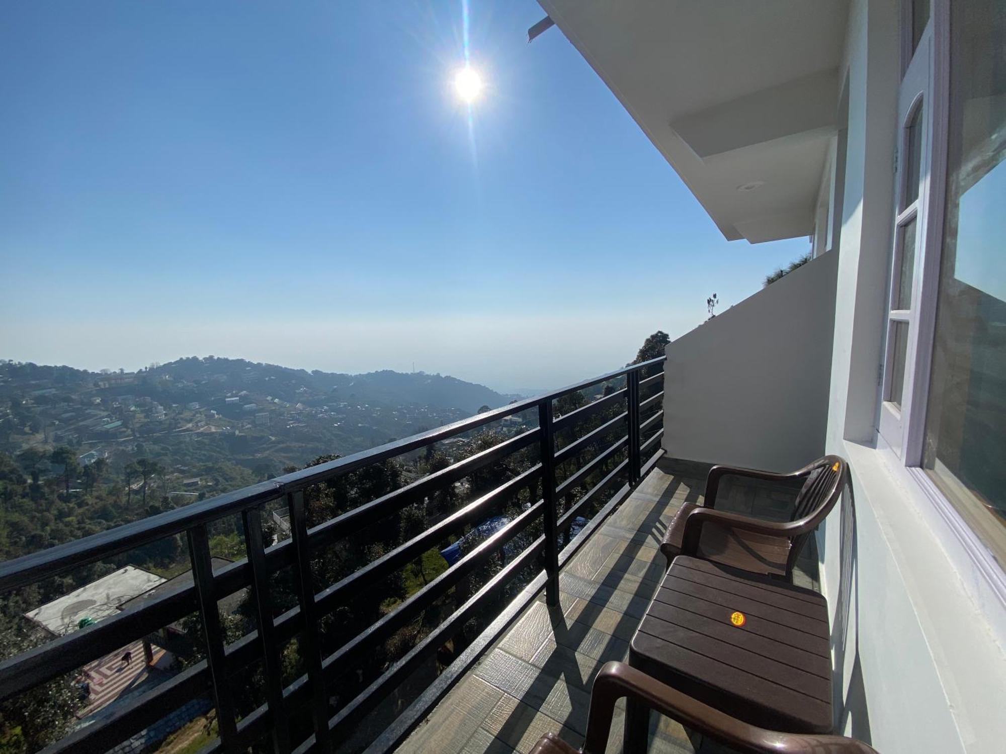 Redeem Cafe & Homestay McLeod Ganj Exterior foto